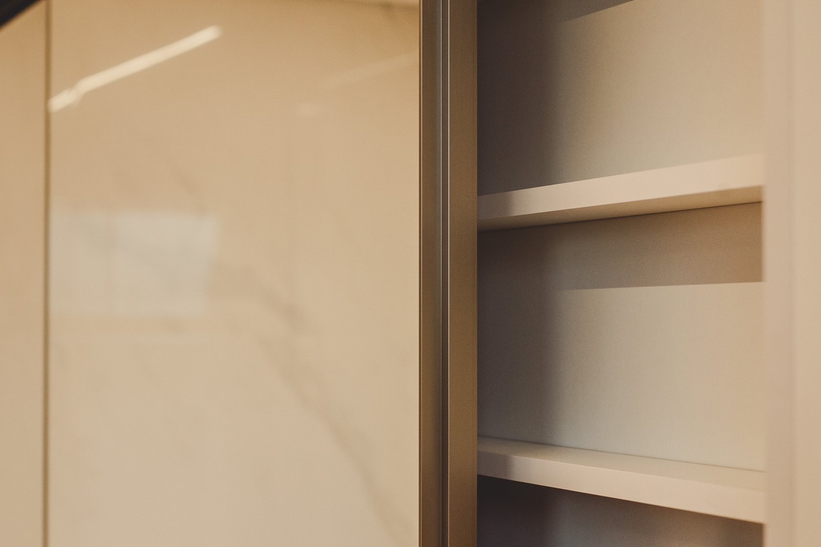 Closet alto padrão planejado - D'Styll Curitiba